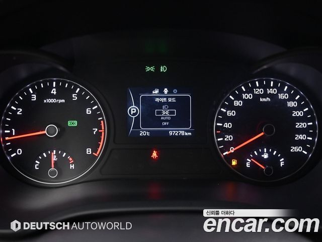 Kia K5 2018 — photo 8
