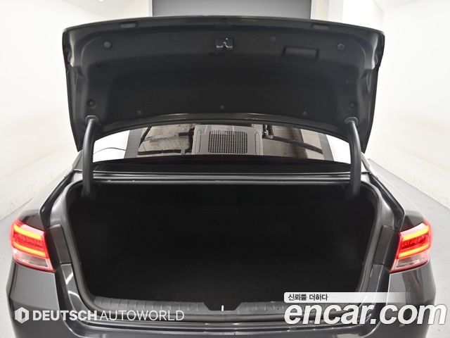 Kia K5 2018 — photo 19