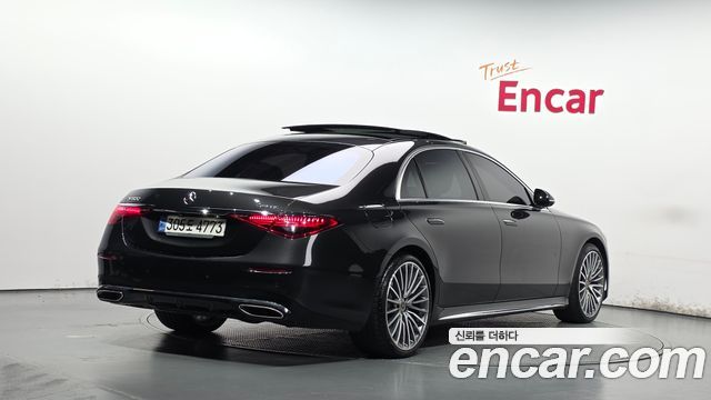 Mercedes-Benz S-Class 2023 — photo 2