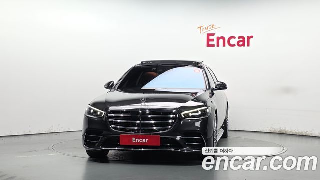 Mercedes-Benz S-Class 2023 — photo 3