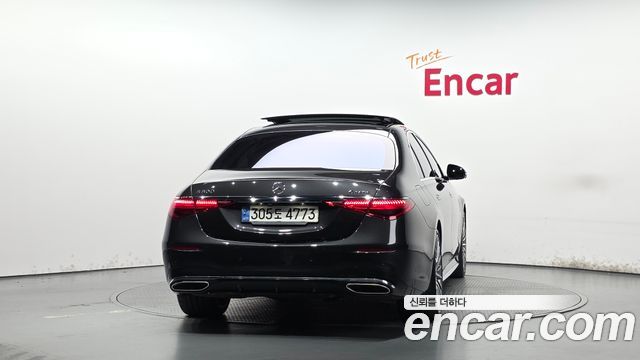 Mercedes-Benz S-Class 2023 — photo 4
