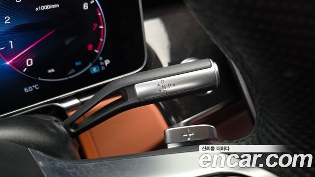 Mercedes-Benz S-Class 2023 — photo 12
