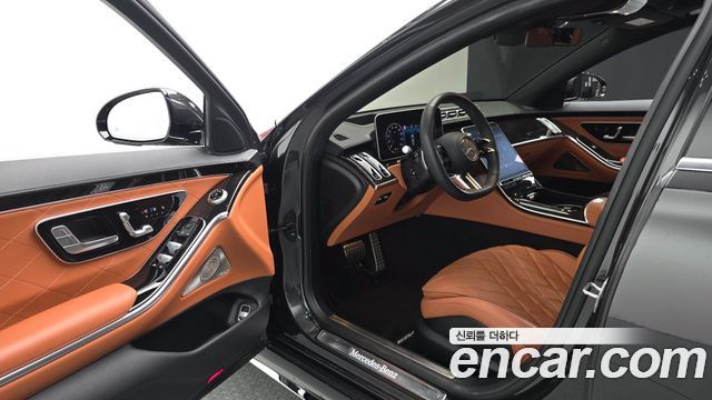 Mercedes-Benz S-Class 2023 — photo 13