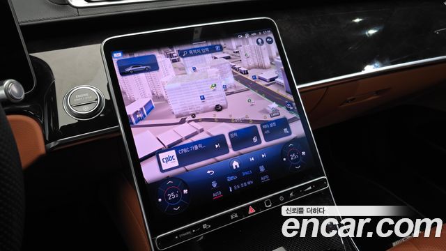 Mercedes-Benz S-Class 2023 — photo 21