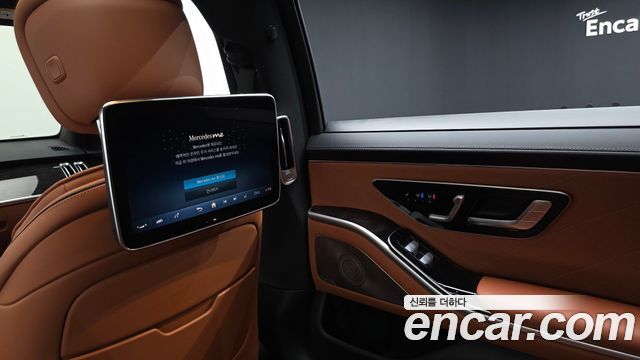 Mercedes-Benz S-Class 2023 — photo 25