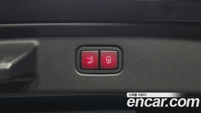 Mercedes-Benz S-Class 2023 — photo 26