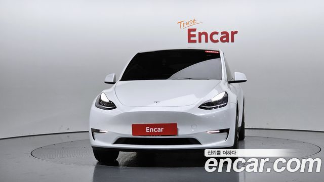 Tesla Model Y 2021 — photo 3