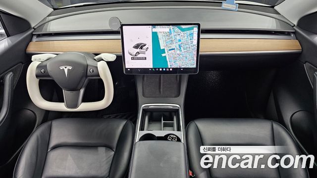 Tesla Model Y 2021 — photo 10