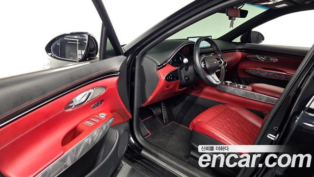 Genesis GV70 2022 — photo 13