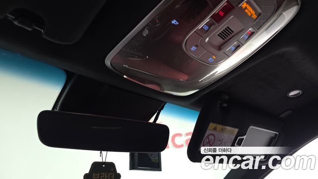 Genesis GV70 2022 — photo 25