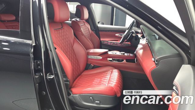 Genesis GV70 2022 — photo 16