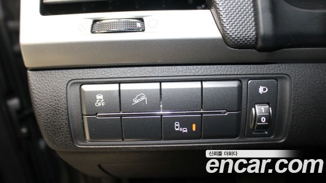 KG Mobility Rexton 2018 — photo 15