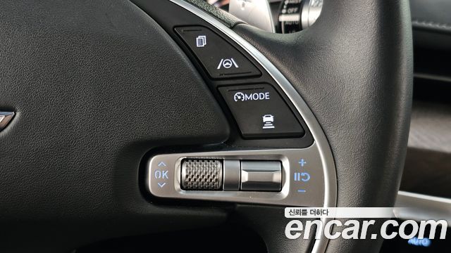 Genesis G80 2021 — photo 24