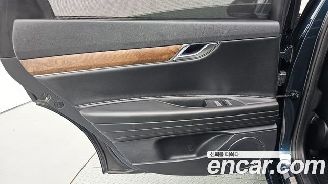 Genesis G80 2021 — photo 15