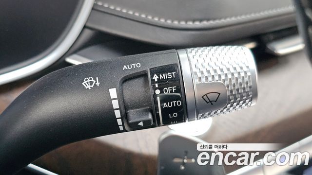 Genesis G80 2021 — photo 28