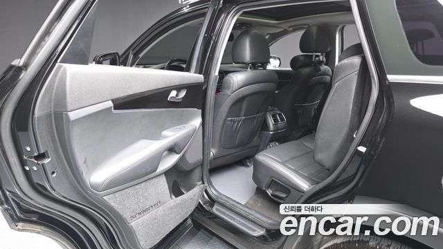 Kia Sorento 2018 — photo 16
