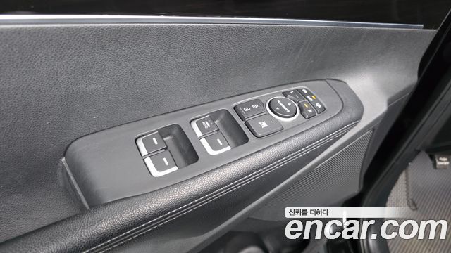 Kia Sorento 2018 — photo 30