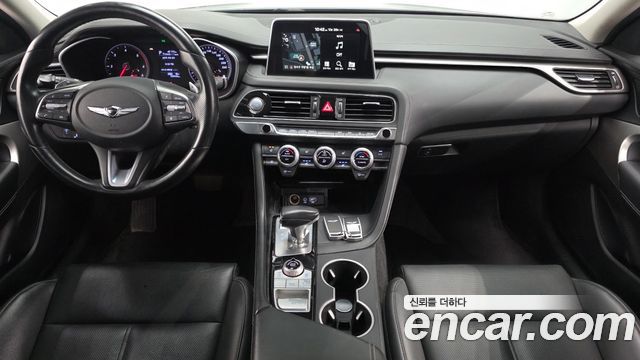 Genesis G70 2019 — photo 10