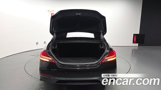 Genesis G70 2019 — photo 26