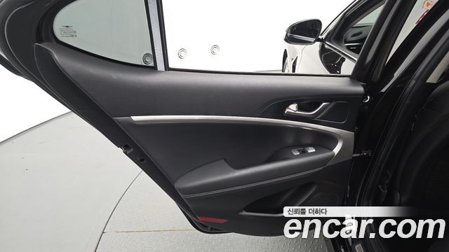 Genesis G70 2019 — photo 15