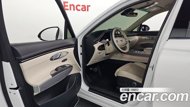 Genesis GV70 2024 — photo 13