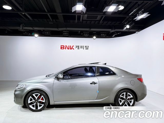 Kia Porte 2010 — photo 3