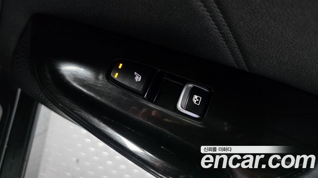 Kia K5 2023 — photo 25