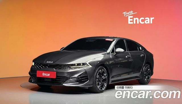 Kia K5 2023 — photo 1