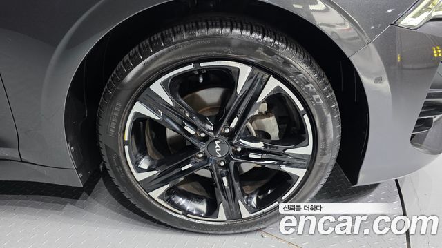 Kia K5 2023 — photo 7