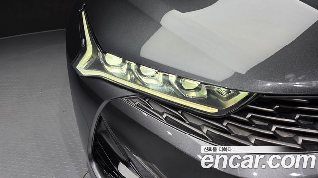 Kia K5 2023 — photo 8