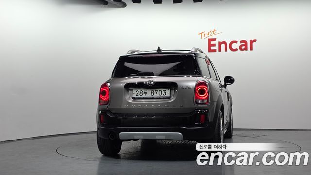 Mini Countryman 2019 — photo 4
