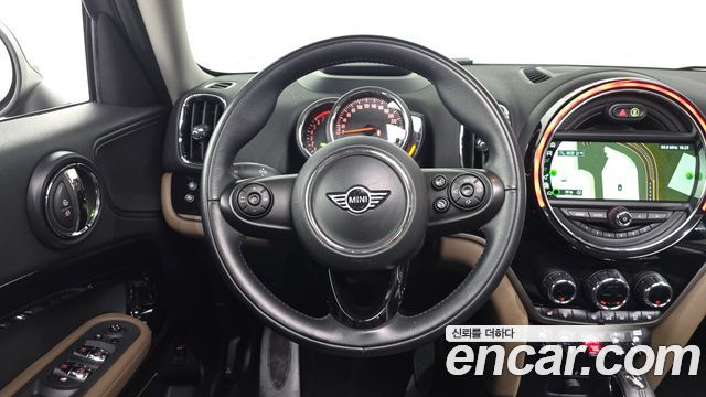 Mini Countryman 2019 — photo 18