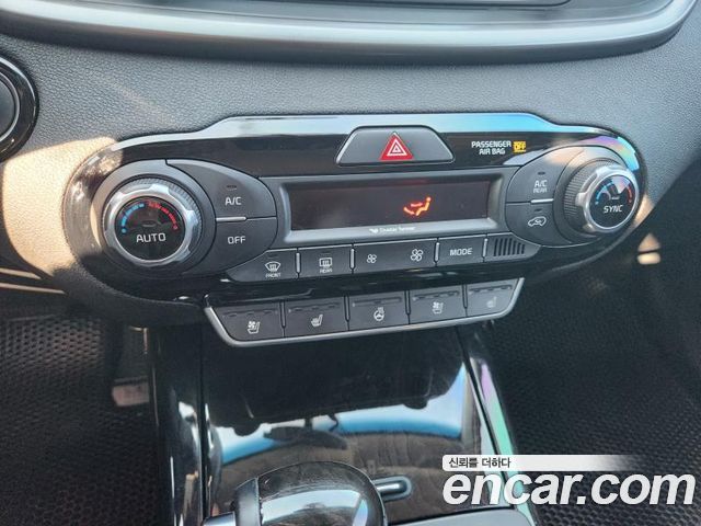 Kia Sorento 2016 — photo 12