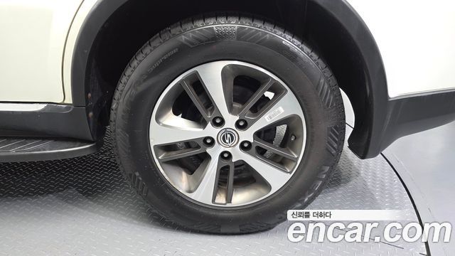 KG Mobility Rexton 2017 — photo 5