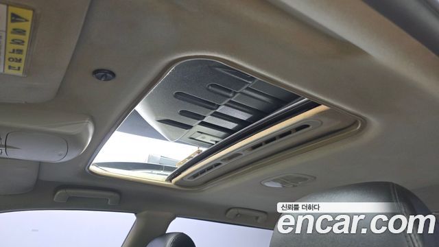 KG Mobility Rexton 2017 — photo 23
