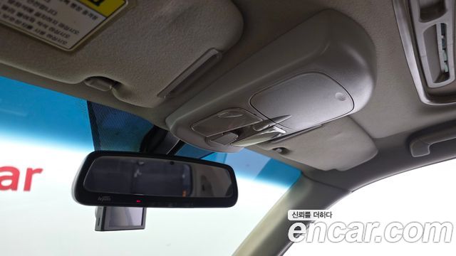 KG Mobility Rexton 2017 — photo 25