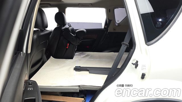 KG Mobility Rexton 2017 — photo 16