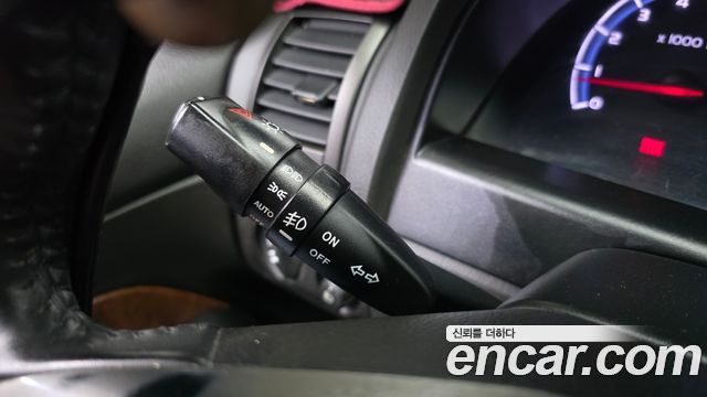 KG Mobility Rexton 2017 — photo 29