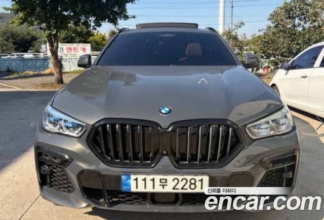 BMW X6 2022 — photo 1
