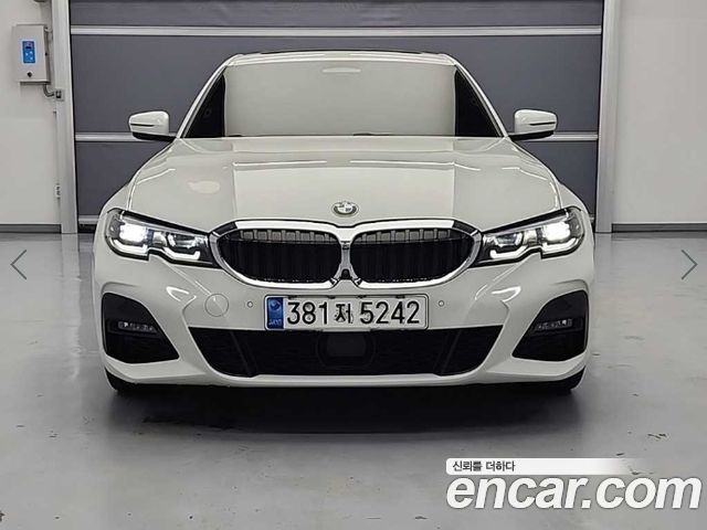 BMW 3-Series 2021 — photo 2