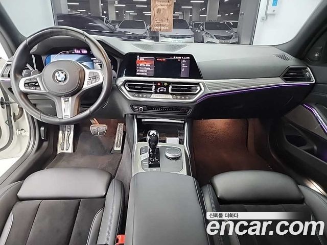 BMW 3-Series 2021 — photo 7