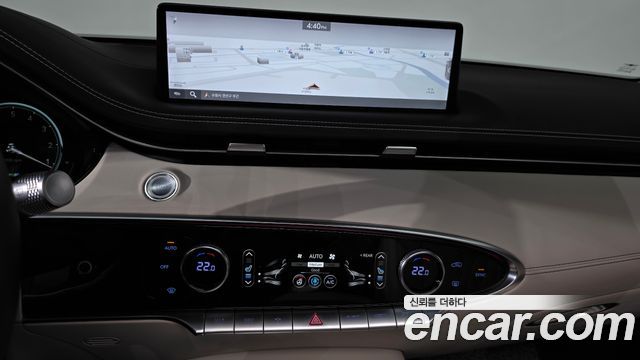 Genesis GV70 2023 — photo 18
