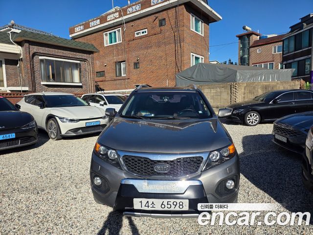 Kia Sorento 2010 — photo 1