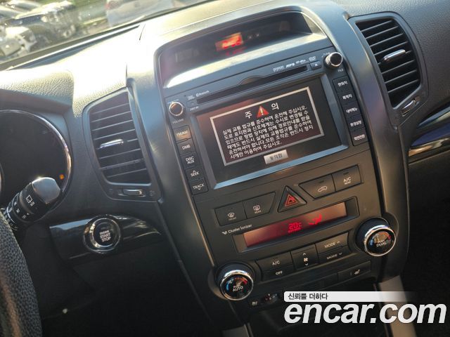 Kia Sorento 2010 — photo 16