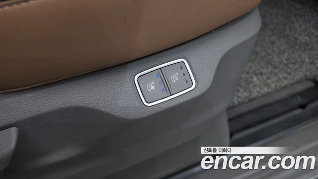 Hyundai Staria 2022 — photo 23