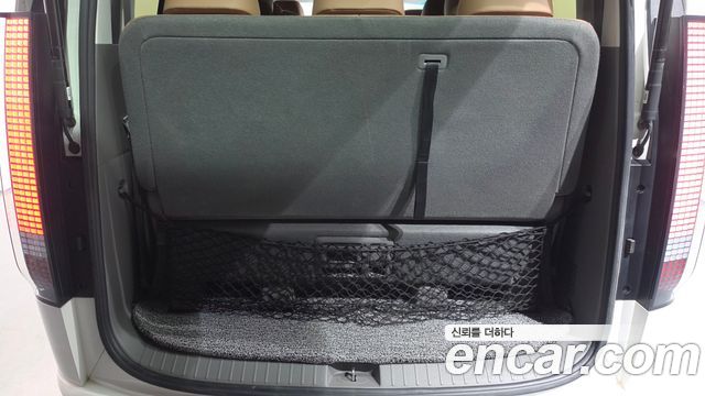 Hyundai Staria 2022 — photo 25