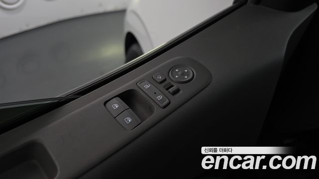 Hyundai Staria 2022 — photo 26