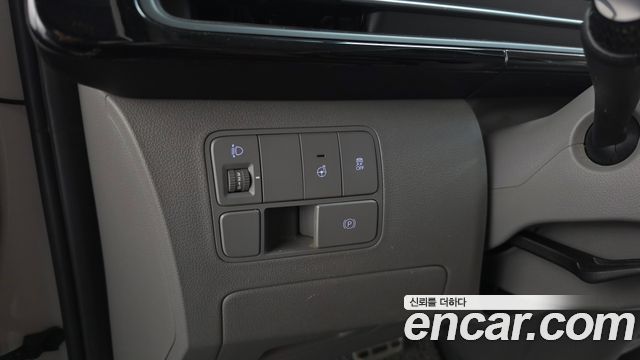 Hyundai Staria 2022 — photo 28