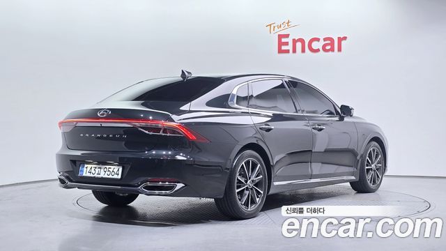 Hyundai Grandeur 2021 — photo 2