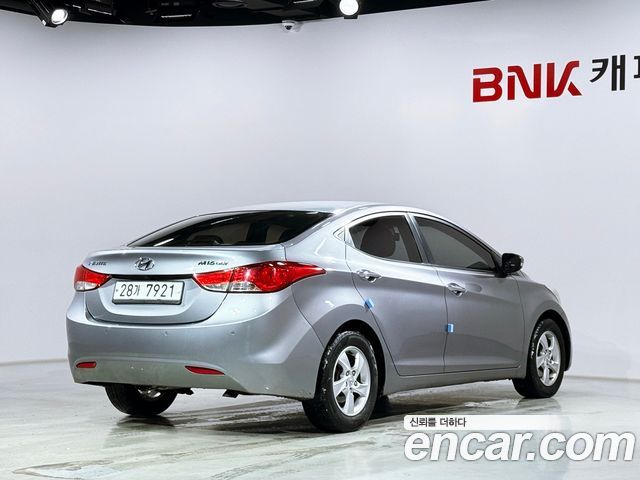 Hyundai AVANTE 2012 — photo 2